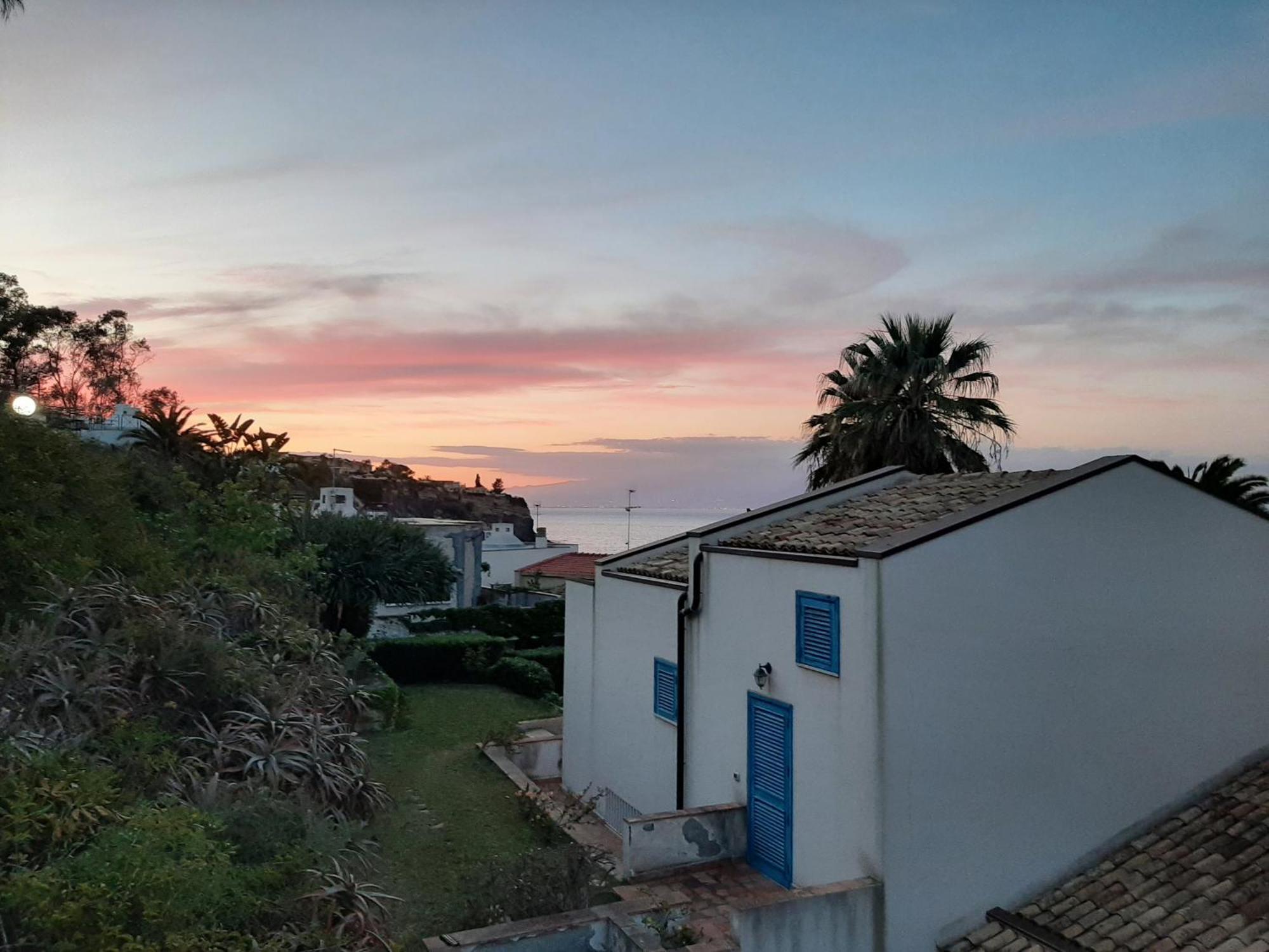 Appartamento In Villa Al Mare - Baia Di Arcile Бруколи Экстерьер фото